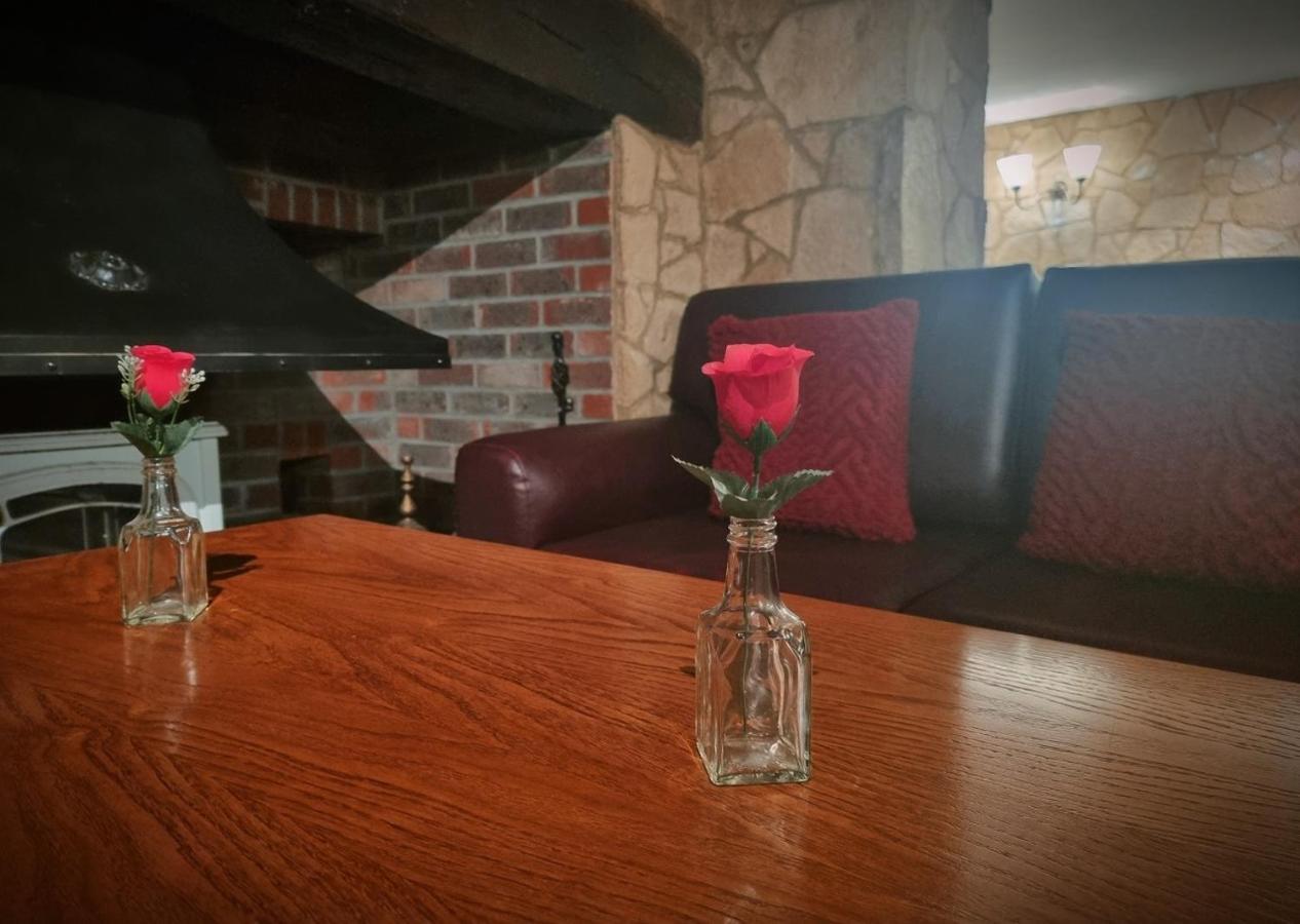 The Pelican Inn Stapleford  Екстер'єр фото